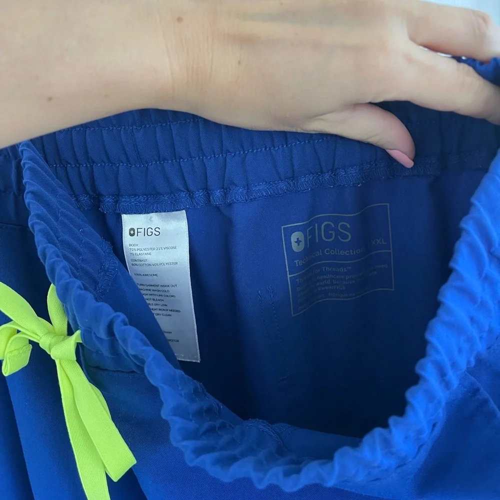 Figs Blue Scrub Set with Neon Accent - Picture 7 of 7
